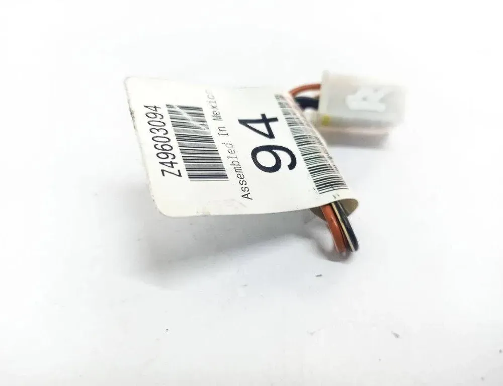 MERCEDES-BENZ R-Class W251 (2005-2017) Yderligere musikafspillerstik Z49603094,2205454028,772717002,1645400074,13503094 34028454