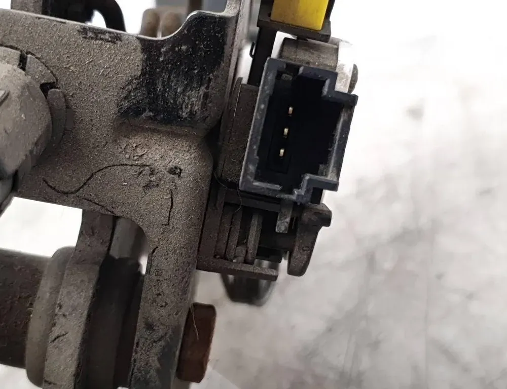 RENAULT Espace 5 generation (2015-2023) Andre kropsdele 8200139603 33186232