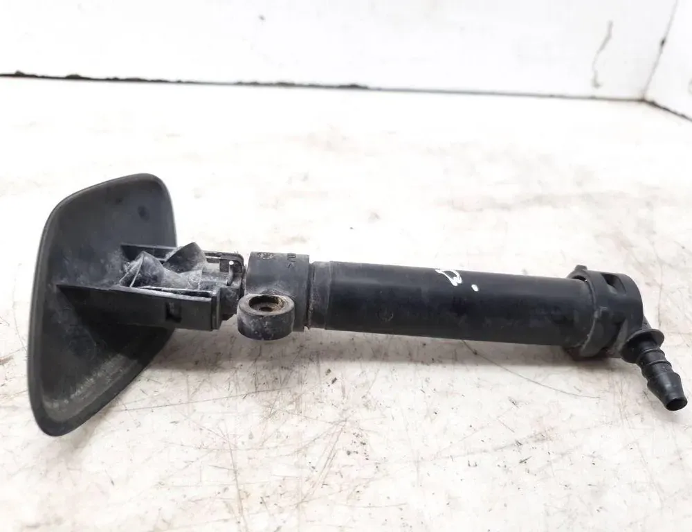 RENAULT Espace 5 generation (2015-2023) Højre side forlygtevasker NV903 33496080