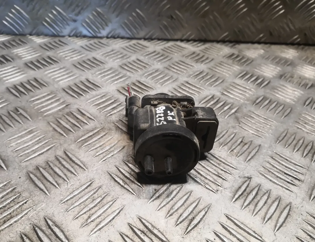 MERCEDES-BENZ S-Class W220 (1998-2005) Magnetventil A0005450527,0005450527 30375086