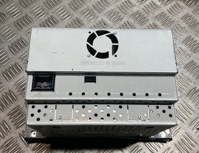 MERCEDES-BENZ E-Class W211/S211 (2002-2009) Musikafspiller med GPS 2118204197,A2118204197 33378599