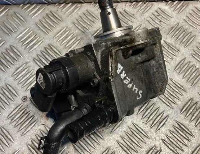 SKODA Superb 2 generation (2008-2015) Højtryksbrændstofpumpe 03l130755d,0445010514 34997765