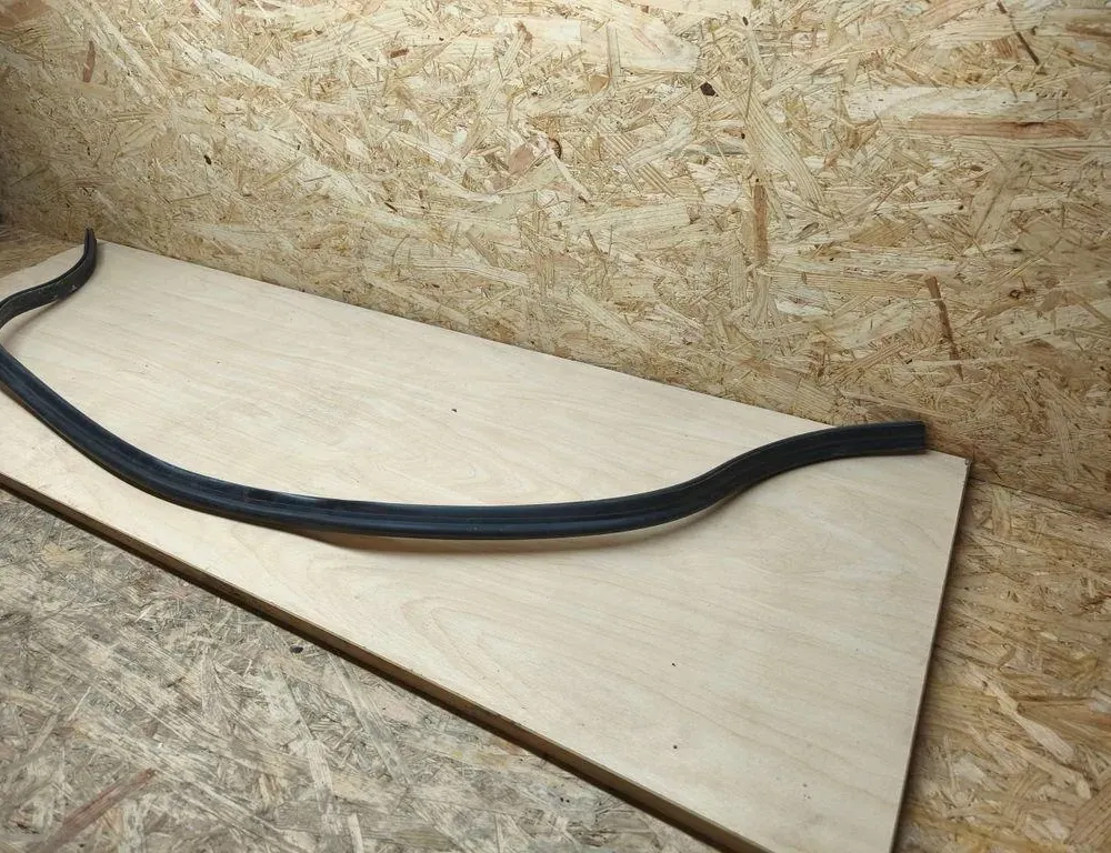 VOLKSWAGEN Passat CC 1 generation (2008-2017) Motorrumsgummi 3C0823723 33977857