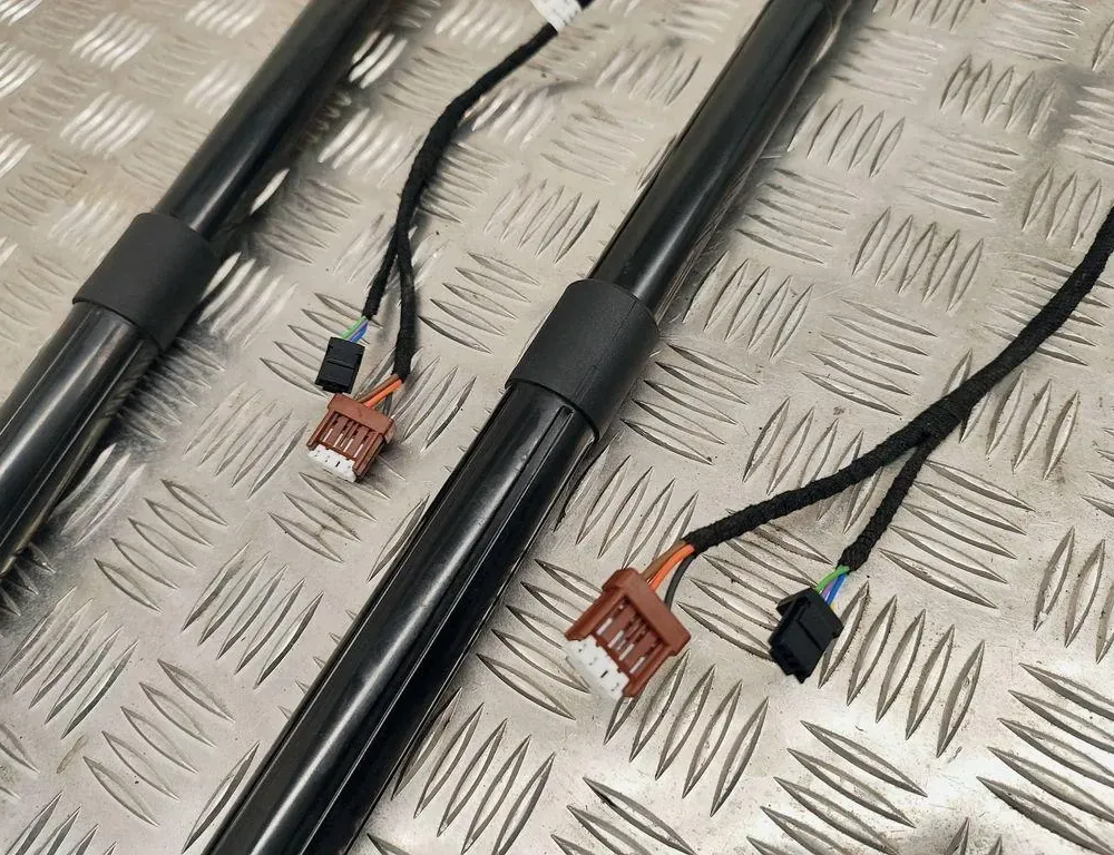 RENAULT Espace 5 generation (2015-2023) Venstre side bagklap gasfjeder 904527505R 33497337