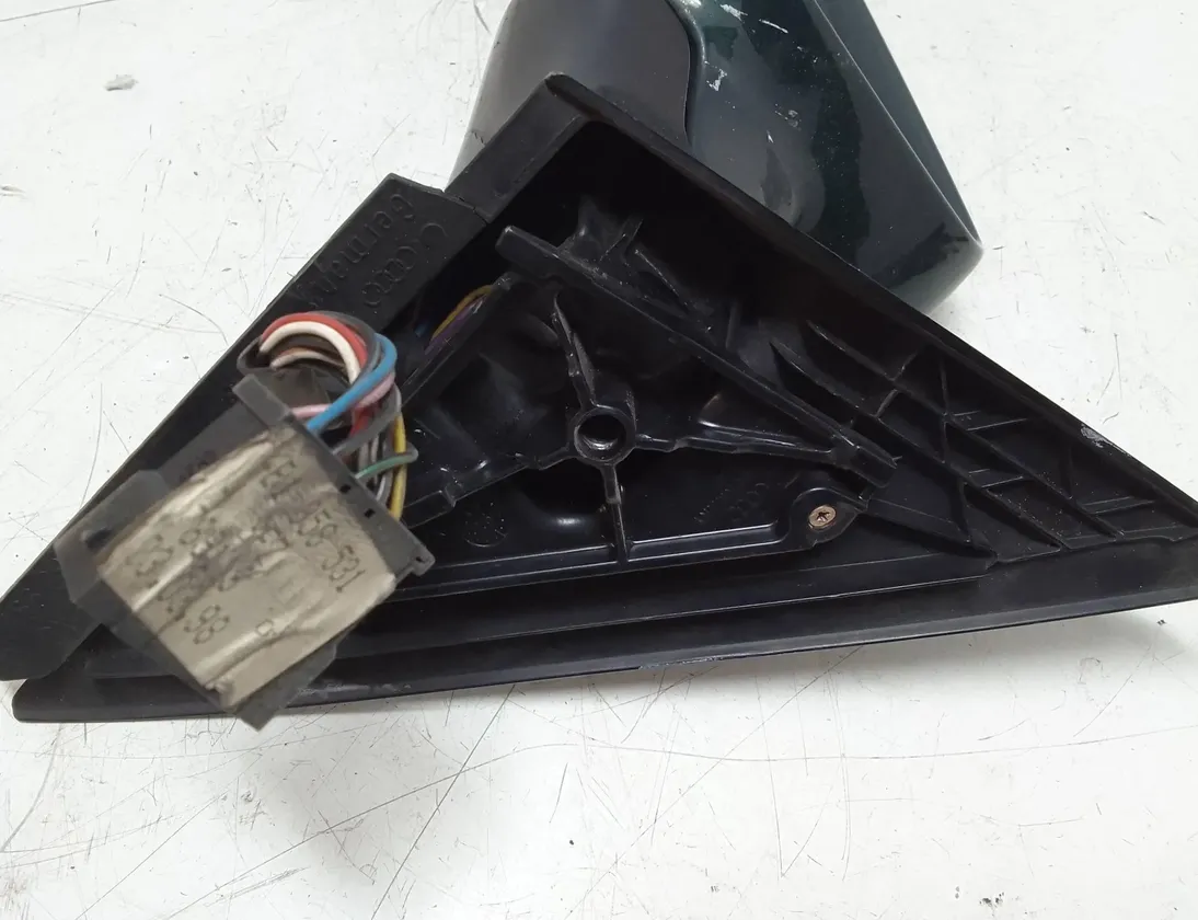 AUDI A6 C5/4B (1997-2004) Venstre sidespejl E6022316 27638380