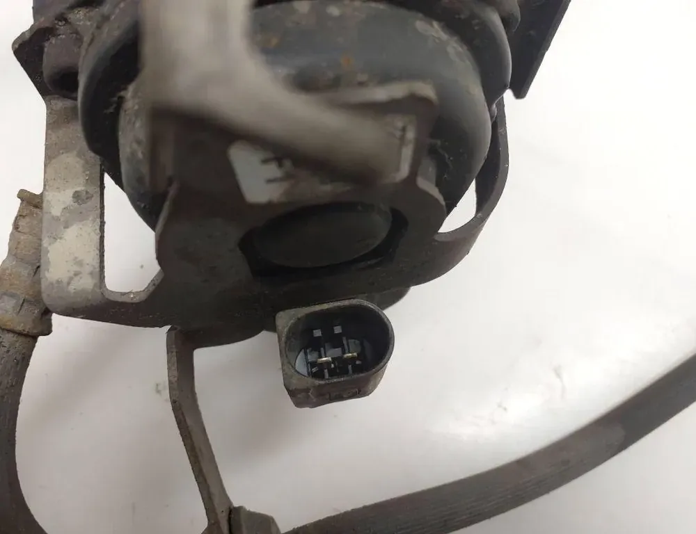 BMW 5 Series G30/G31 (2016-2023) Bremsekaliber venstre bag 32357541 33511976