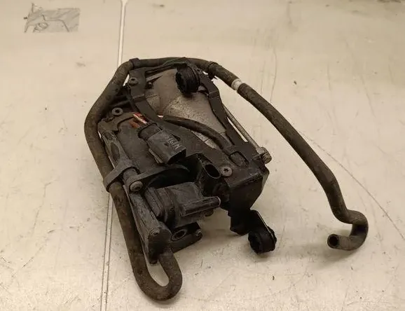 MERCEDES-BENZ GLC X253 (2015-2024) Suspensionskompressor A2133200104 35052778