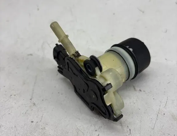 LAND ROVER Defender 2 generation (2019-2023) AdBlue pumpe F01C07001200 35052668