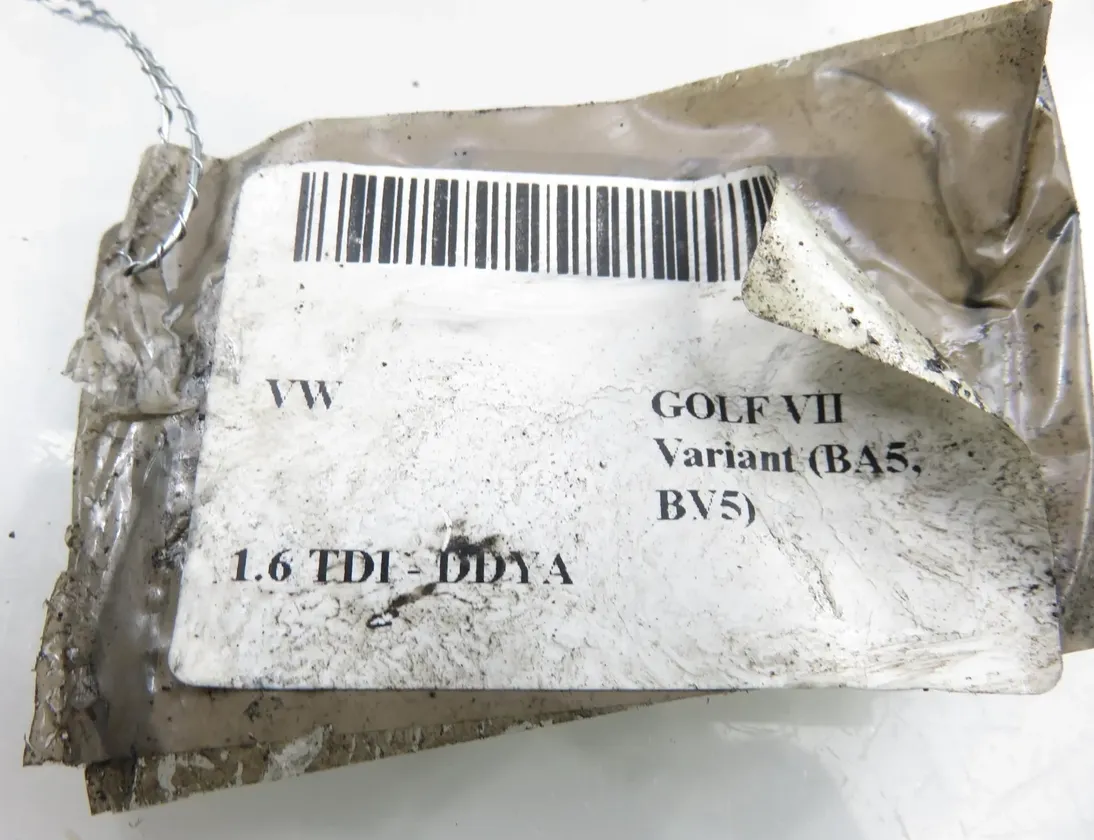 VOLKSWAGEN Variant VII TDI (2014-2024) AdBlue Tank 5Q0131877F 35060968