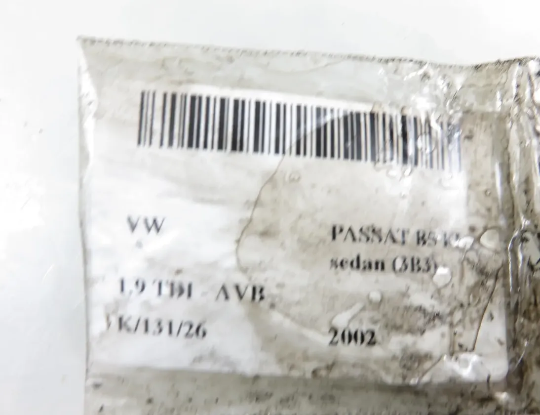 VOLKSWAGEN Passat B5 (1996-2005) Olieinjektor 038130073AJ,0414720037 34521260