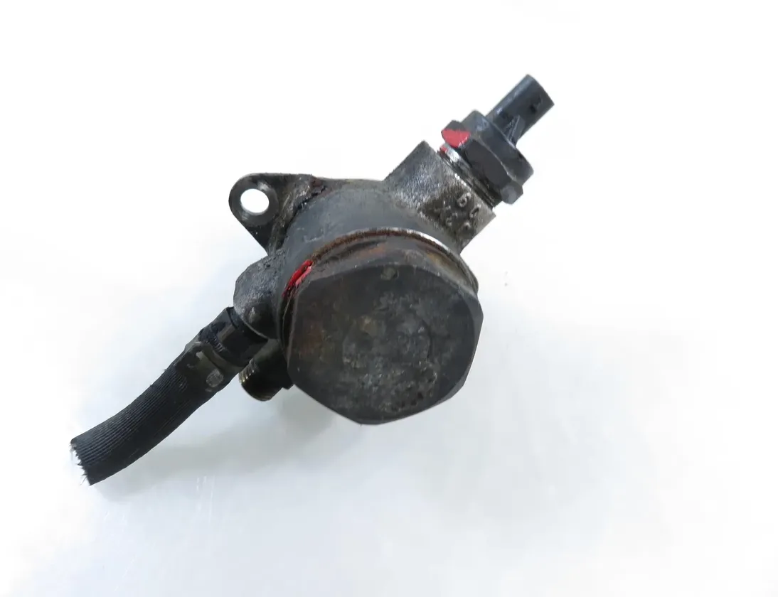 SKODA Fabia 2 generation  (2010-2014) Højtryksbrændstofpumpe 03C127026D 33526836