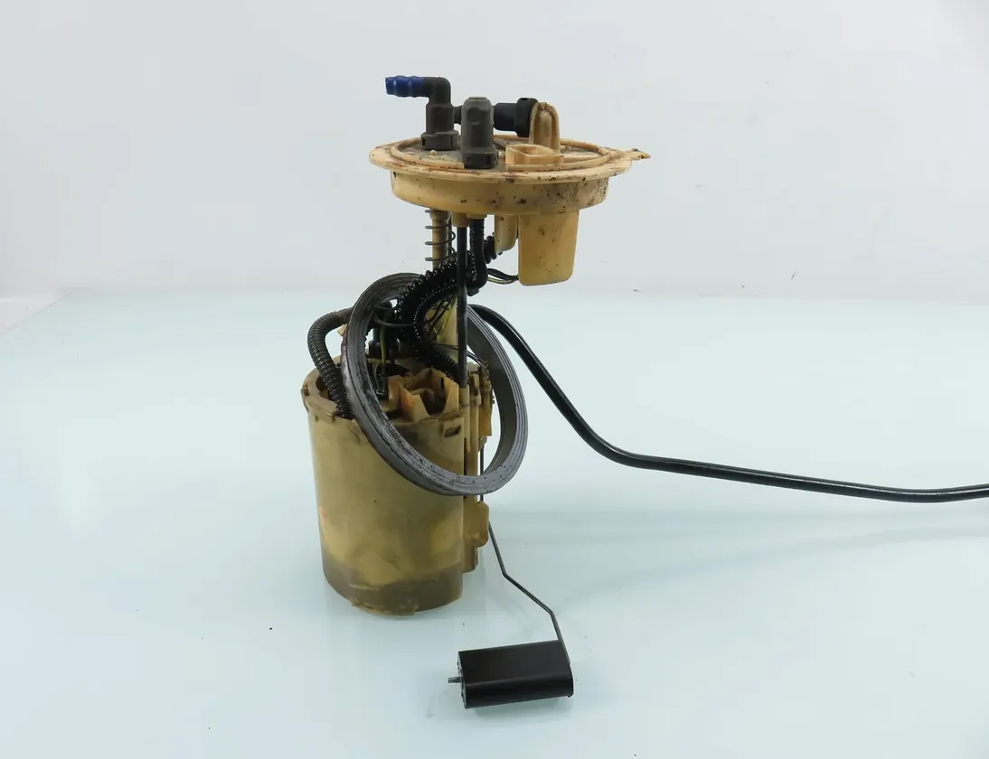 VOLKSWAGEN Passat B6 (2005-2010) Brændstofpumpe 3Q0919050 34962287