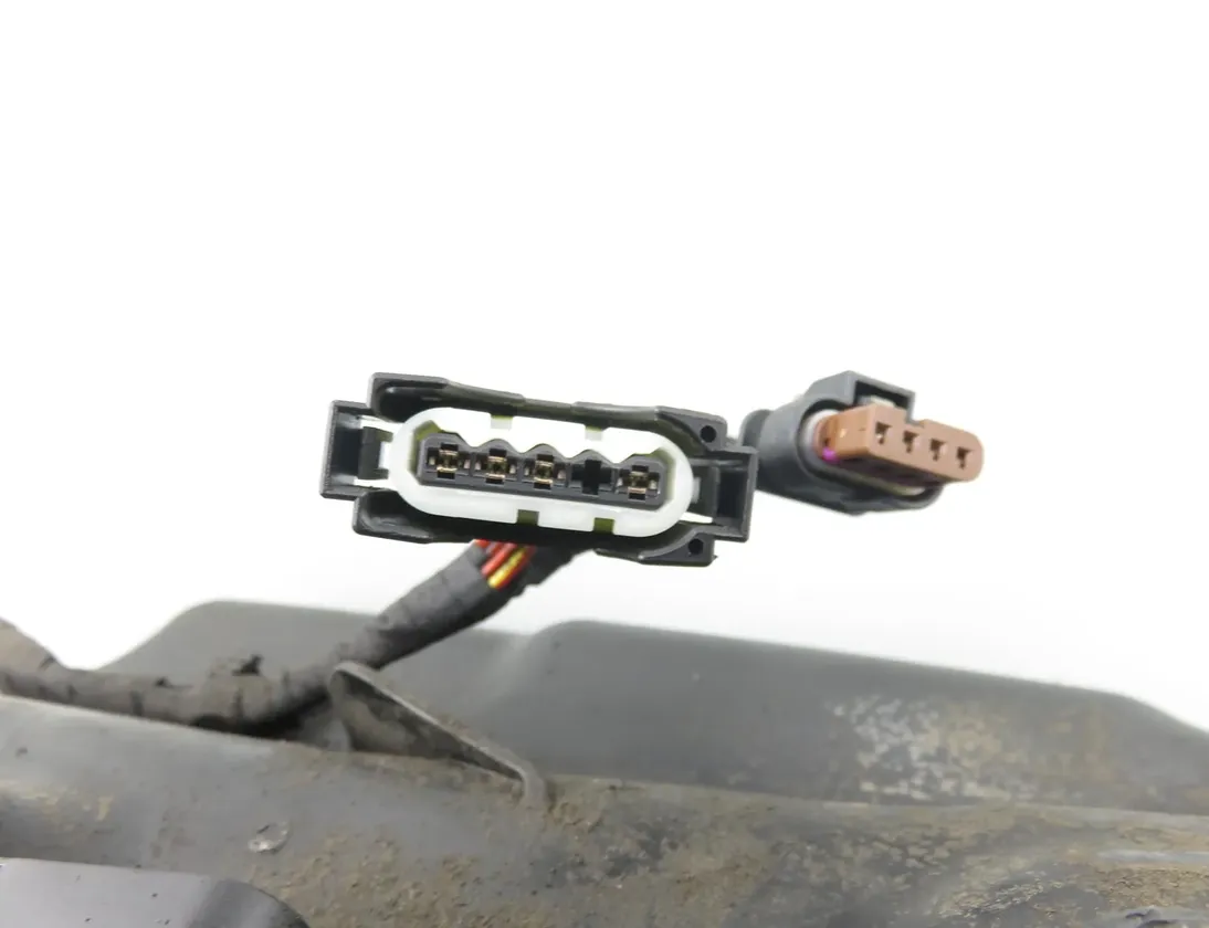 VOLKSWAGEN Variant VII TDI (2014-2024) AdBlue Tank 5Q0131877F 35060968