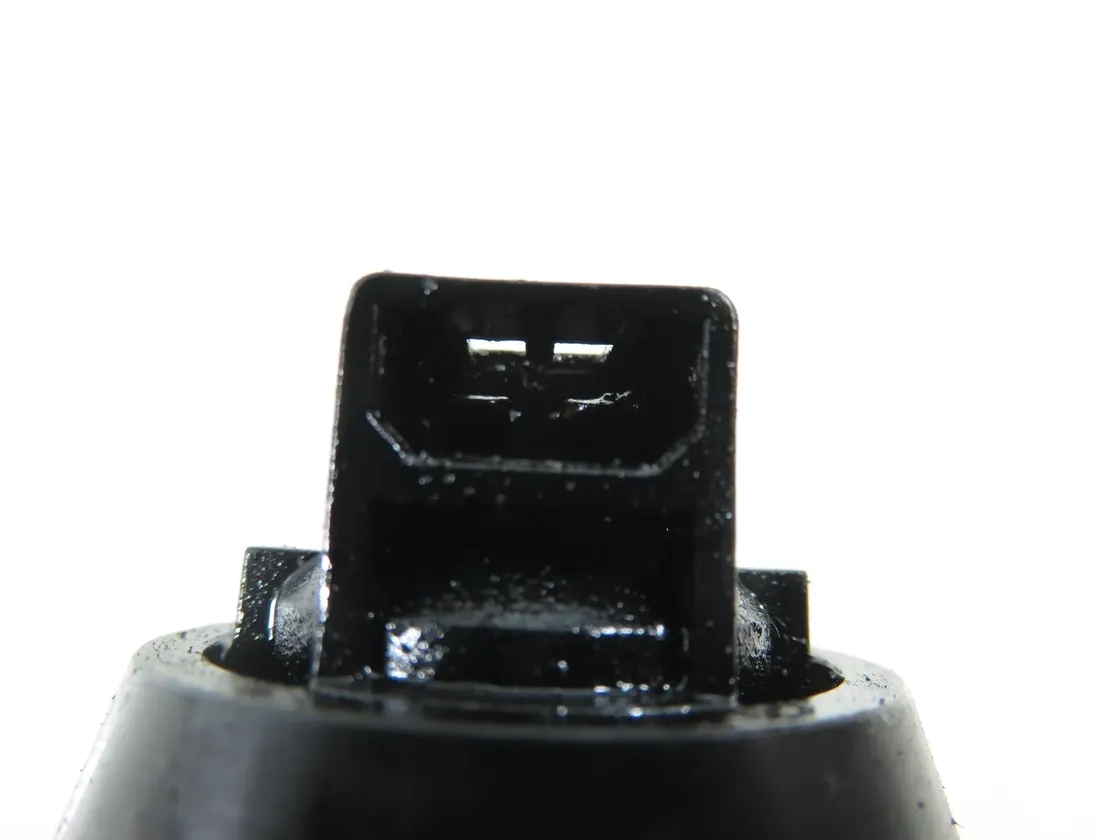 SKODA Fabia 1 generation  (2004-2007) Olieinjektor 045130073T,0414720035 34068679