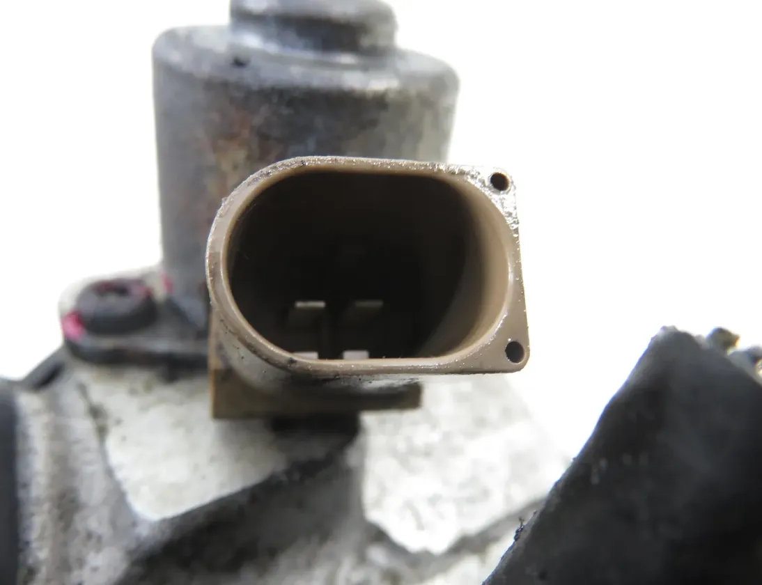 VOLKSWAGEN Variant VII TDI (2014-2024) Højtryksbrændstofpumpe 04B130755K,28535928 34057711