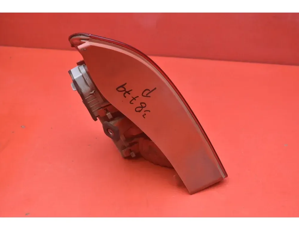 RENAULT Clio 5 generation (2019-2023) Baglygte højre baglygte 8200071414 33504042