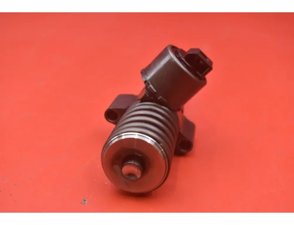 DODGE Caliber 1 generation (2006-2013) Brændstofinjektor 03G130073G 33504230