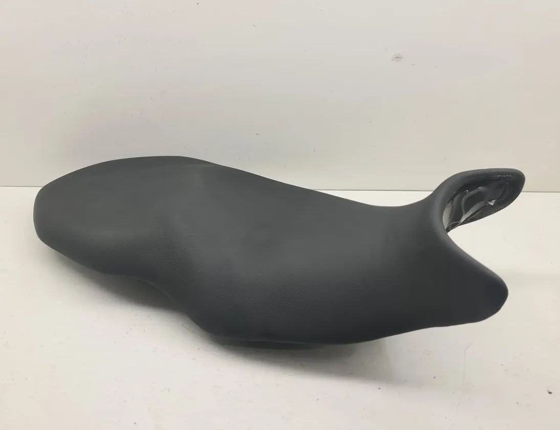 BMW F Sæde sadelbænk 8404285,52538404285,9480745,52539480745 33238498