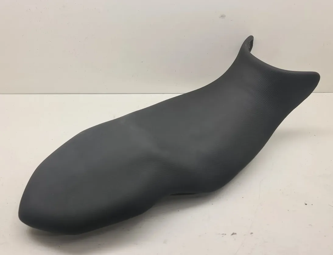 BMW F Sæde sadelbænk 8404285,52538404285,9480745,52539480745 33238498