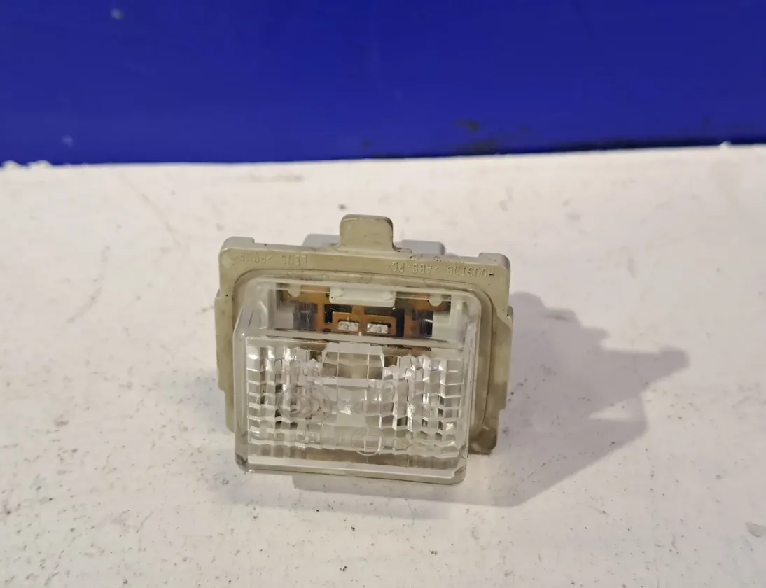 MERCEDES-BENZ S-Class W221 (2005-2013) Nummerpladelys A2218200856 33532136