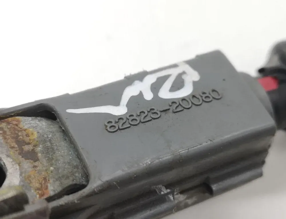 TOYOTA Yaris 2 generation (2005-2012) Positivt batterikabel 8282320080 35101141