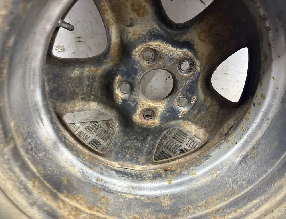 TOYOTA RAV4 2 generation (XA20) (2000-2006) Reservehjul 33333447