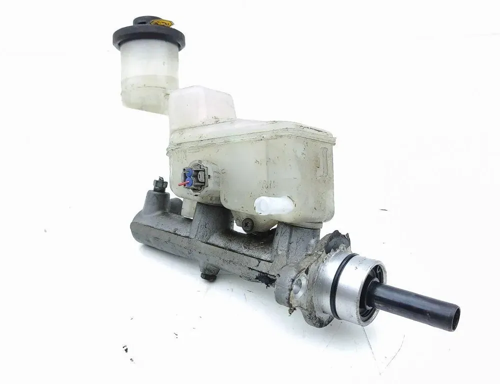 TOYOTA RAV4 2 generation (XA20) (2000-2006) Bremsecylinder 33333555