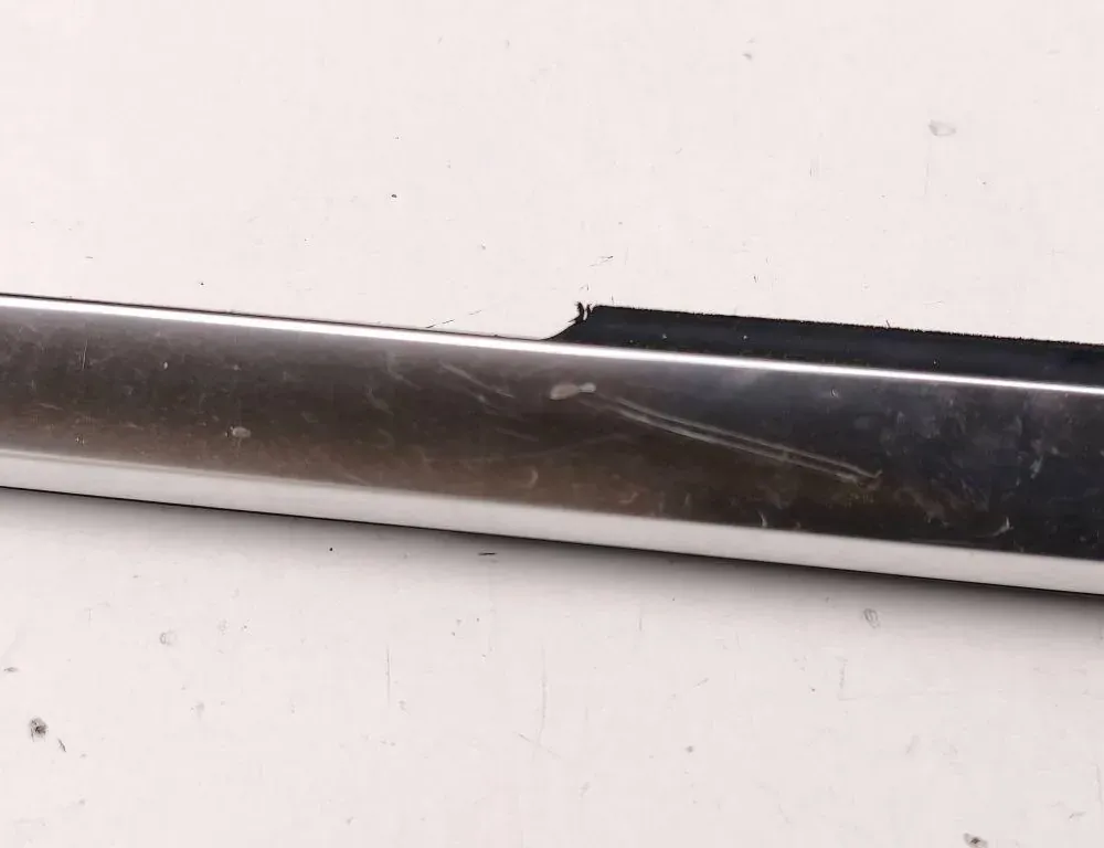 AUDI Q3 F3 (2018-2024) Bageste venstre dør vinduesliste 33334924