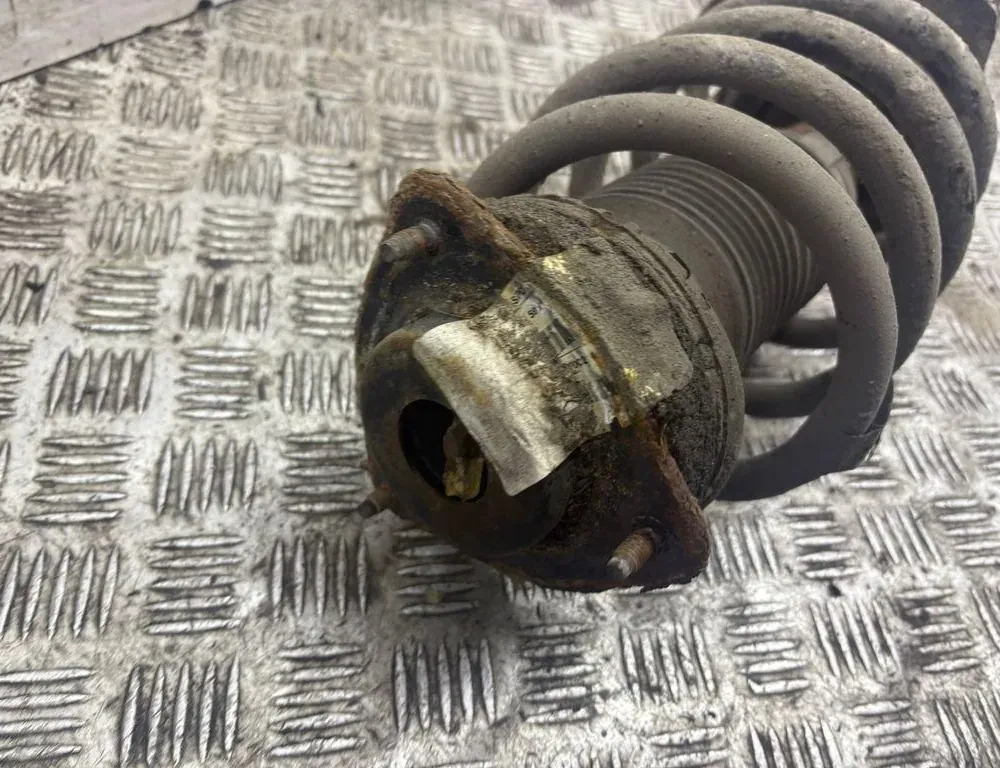 CHRYSLER Voyager 5 generation (2007-2020) Forreste højre støddæmper 33335537