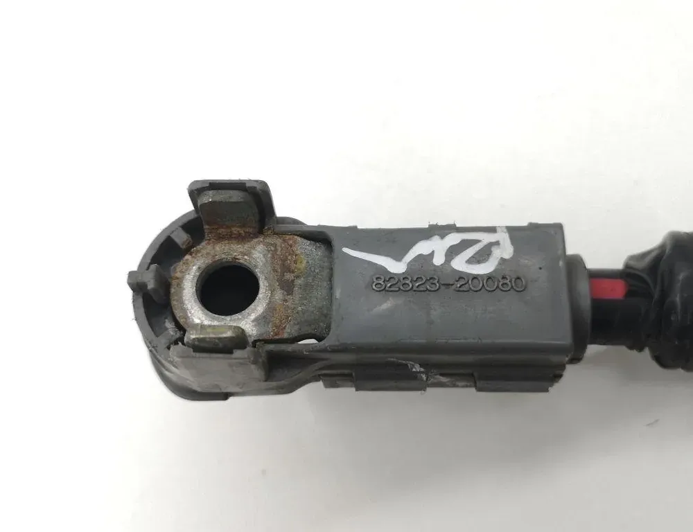 TOYOTA Yaris 2 generation (2005-2012) Positivt batterikabel 8282320080 35101141