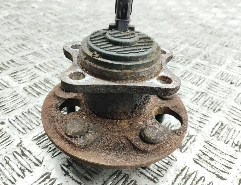 TOYOTA Auris 2 generation (2012-2015) Højre baghjulsleje 34943178