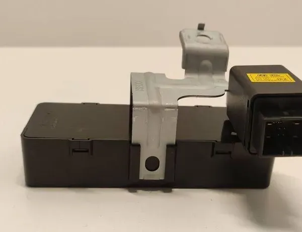 HYUNDAI ix35 1 generation (2009-2015) Andre kontrolenheder 919402S590 33324012