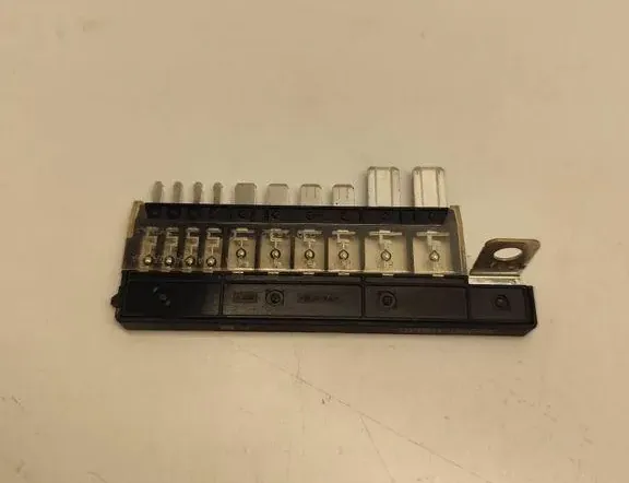 HYUNDAI Santa Fe DM (2012-2020) Andre kontrolenheder 1898010040 33329799