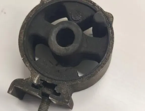 PEUGEOT 308 T9 (2013-2021) Udstødningsbøjlebeslag 33331249