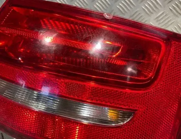 AUDI A4 B8/8K (2011-2016) Baglygte højre baglygte 8K9945096 34059282