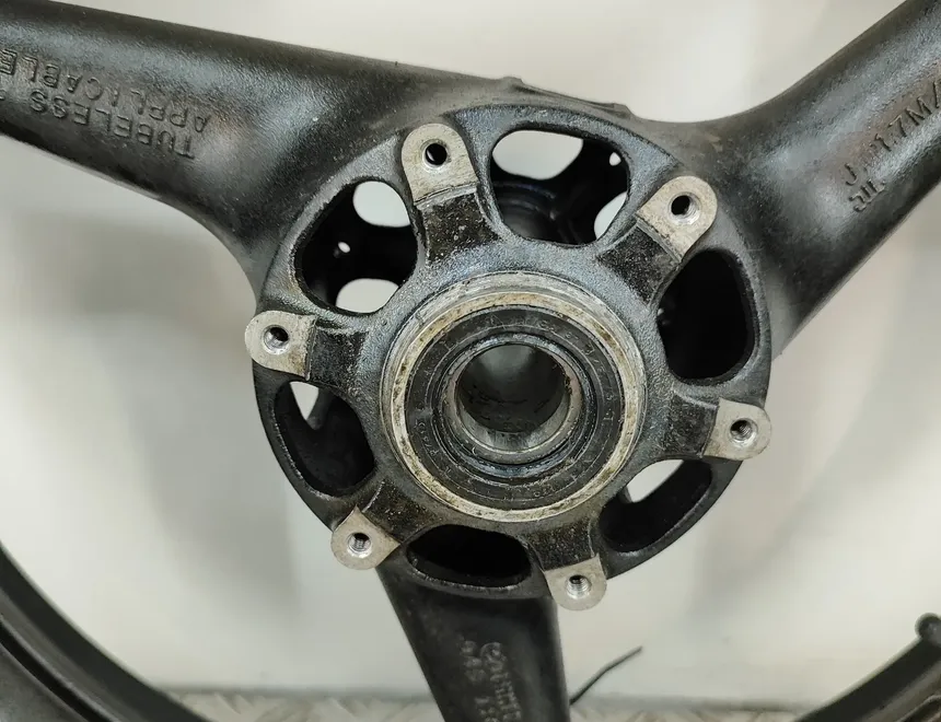 HONDA CBR (1983-2016) Forhjuls alufælge 33782386