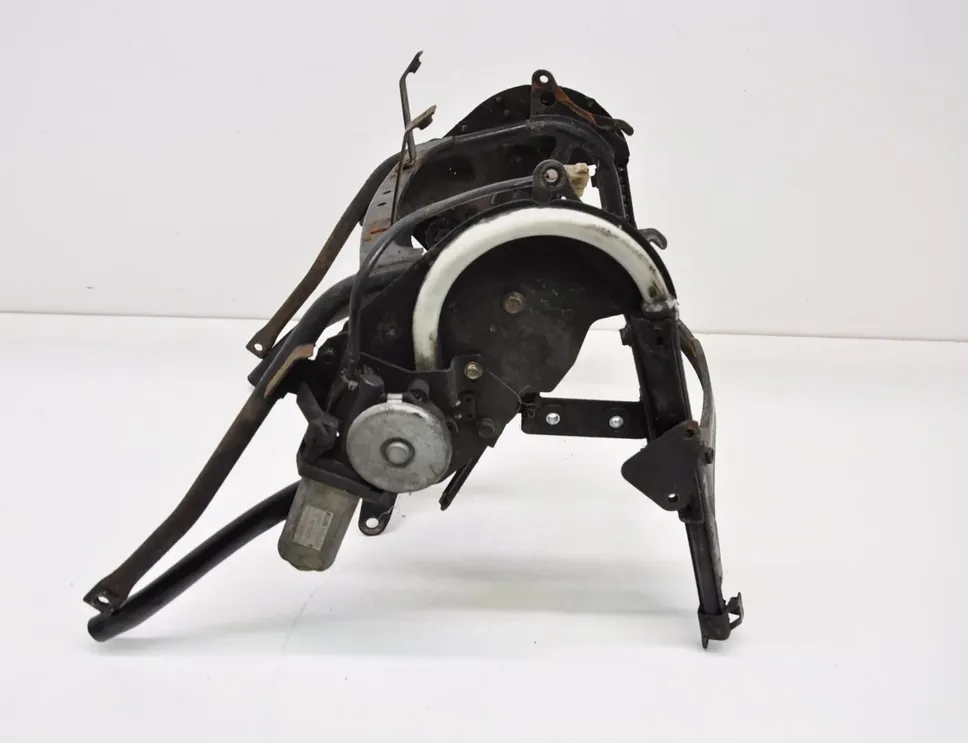 SUZUKI GSX Frontbeslag forlygtemontering 4856653