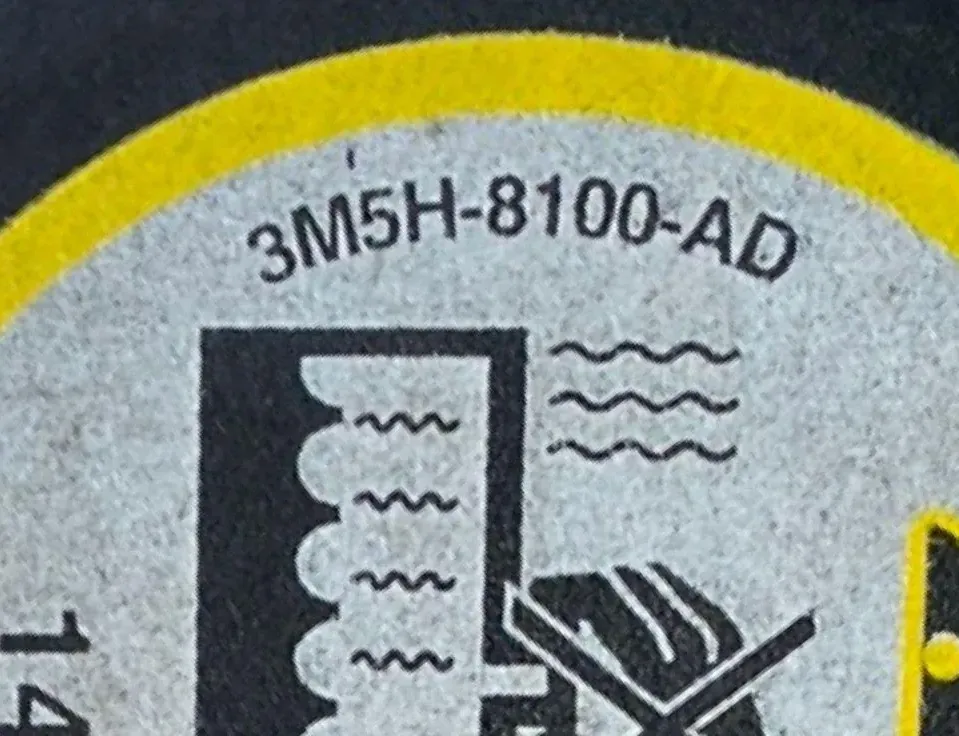 FORD Kuga 1 generation (2008-2013) Ekspansionsbeholder 3M5H8K218 33511468