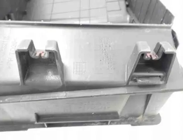 RENAULT Clio 3 generation (2005-2012) Slam Panel Ramme Plast Trim 9802763880 32492465