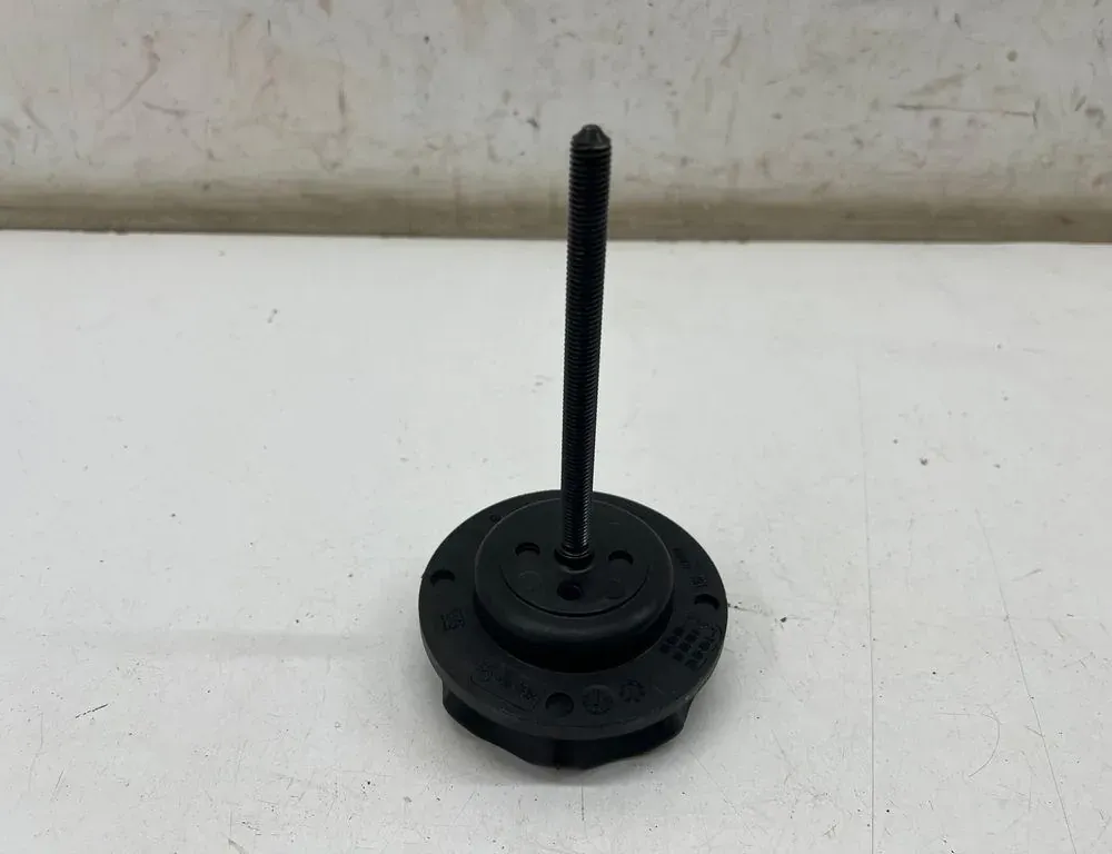 AUDI Hjulbolt 80A804899 35101609