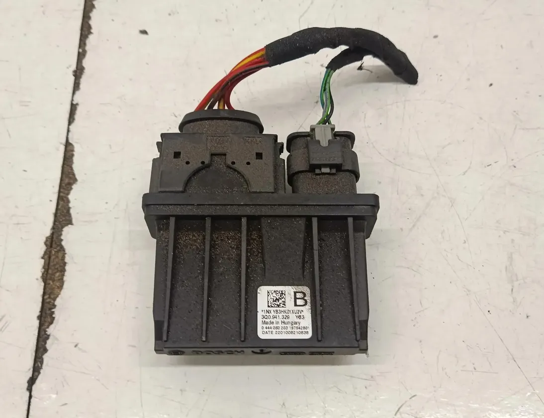 AUDI A3 8Y (2020-2024) Andre kontrolenheder 3Q0941329 30251043