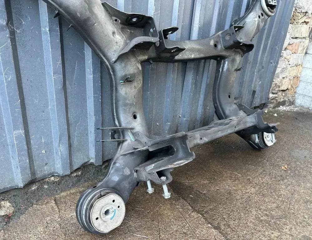 MERCEDES-BENZ GLE W167 (2019-2024) Bagerste underramme A1678405000 33502645