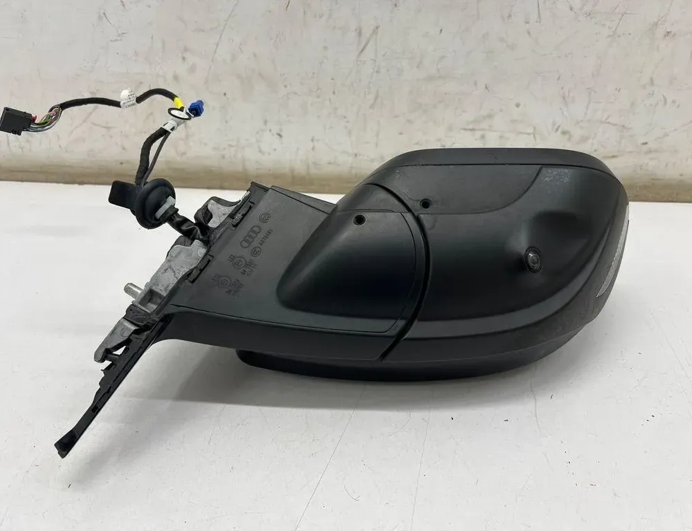 AUDI Højre sidespejl 35104848