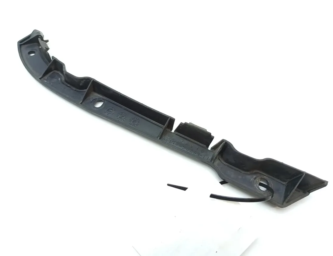 MERCEDES-BENZ R-Class W251 (2005-2017) Højre bageste kofangerbeslag A2518850263 30235767