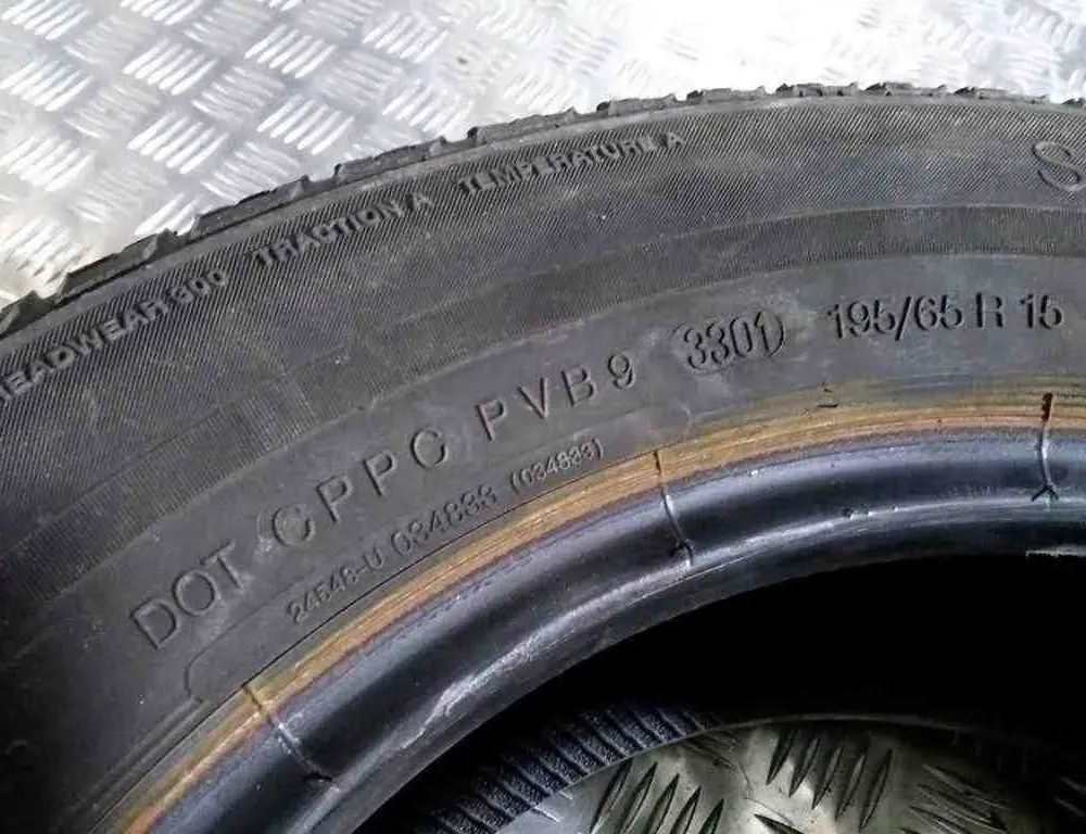 OPEL Astra G (1998-2009) Bagagerumsgrill 19565R15,19565R1591T 32497377