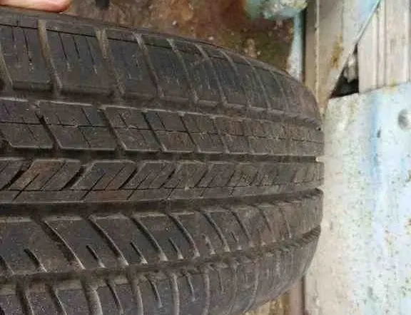 AUDI A4 B5/8D (1994-2001) Bagagerumsgrill 19565R15,MICHELIN 32503264