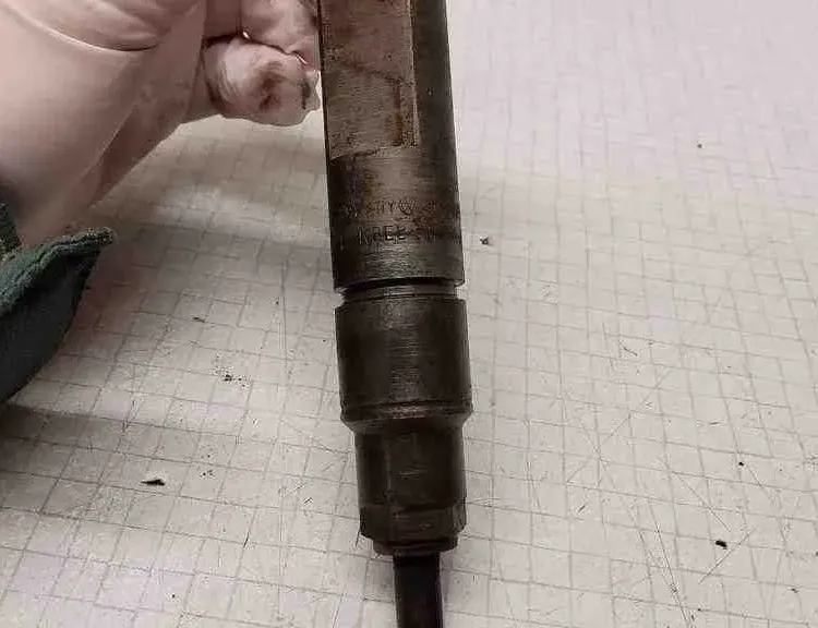 AUDI A4 B5/8D (1994-2001) Brændstofinjektor 028130201 32562750