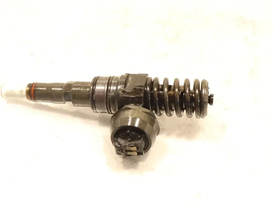 AUDI A3 8P (2003-2013) Brændstofinjektor 0414720313 32909271