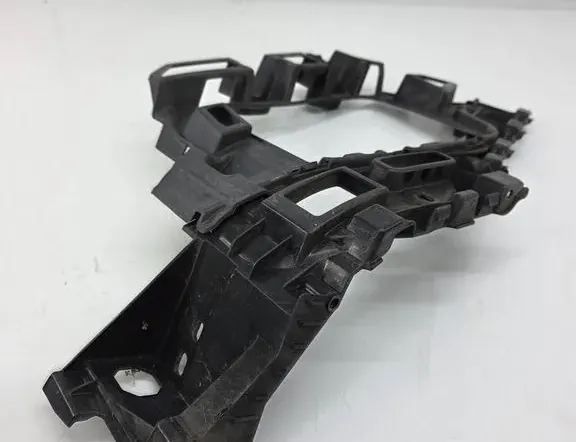 VOLKSWAGEN Touareg 2 generation (2010-2018) Bageste venstre kofangerbeslag 7P6807393 34596190