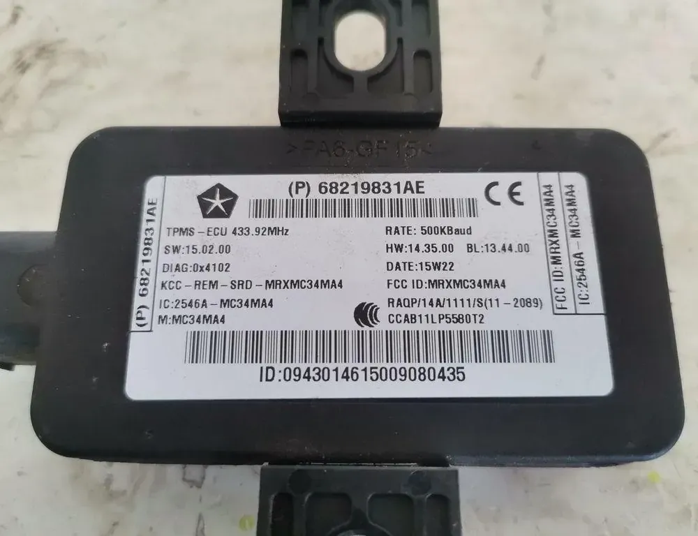 DODGE Challenger 3 generation (2008-2024) Dæktrykssensor 68219831AE 35032018